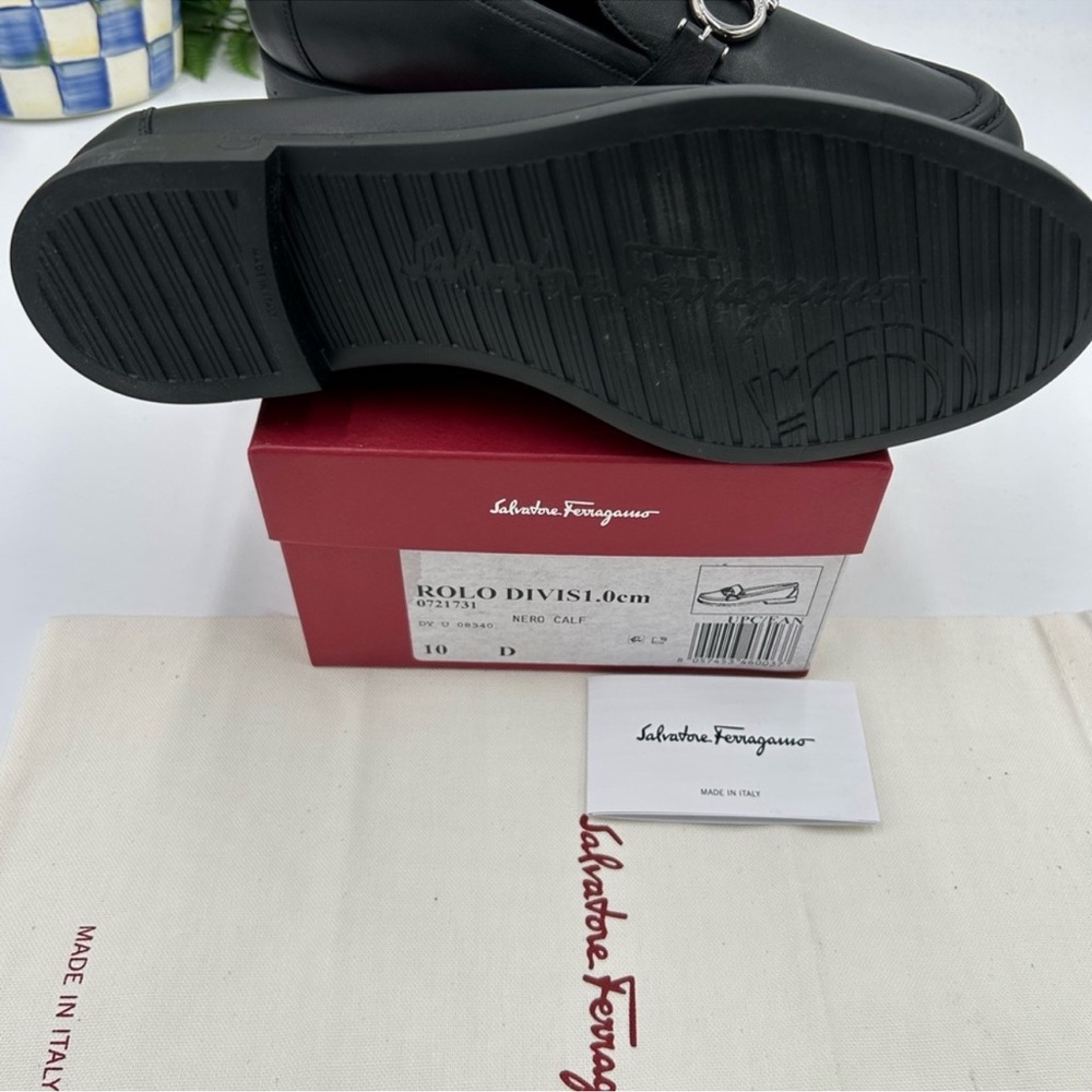 Women’s Salvatore, Ferragamo, roll Gancini leather loafer size 10 made in Italy - Picture 9 of 11